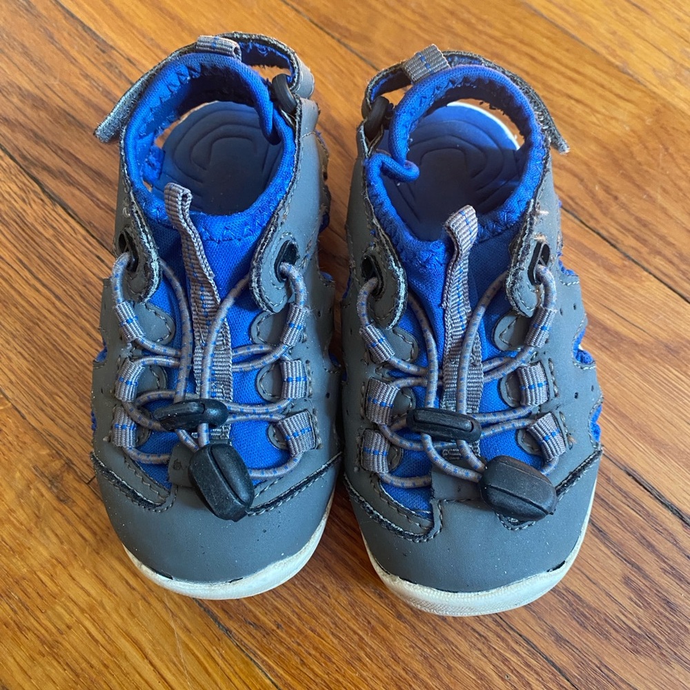 Toddler Closed-Toe Water/Hiking Sandals – Blue/Gray – Bungee + Velcro 7T
